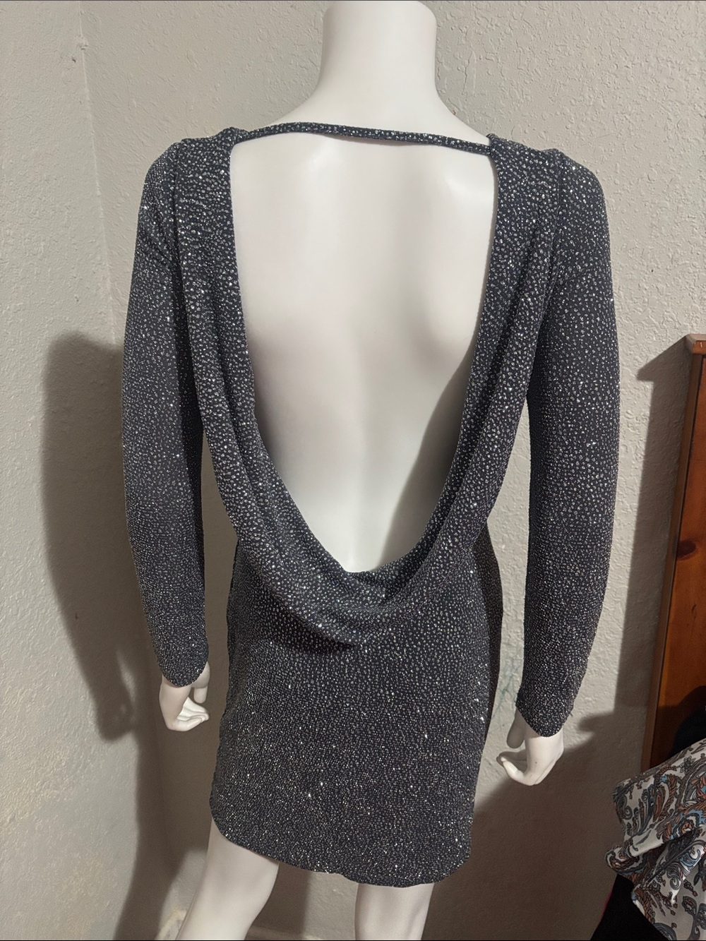 H&M Silver Sparkle Long-Sleeve Bodycon Dress - Picture 5 of 9